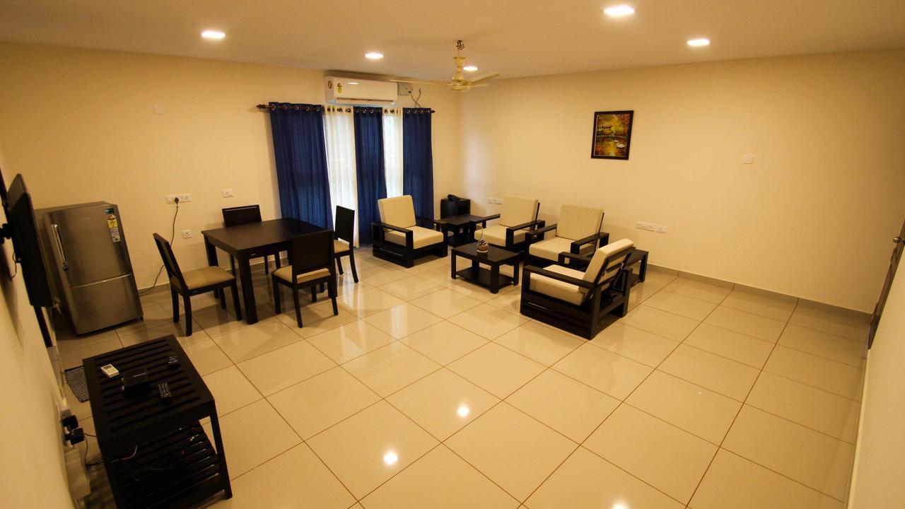Kohinoor Hotel Alwaye Buitenkant foto