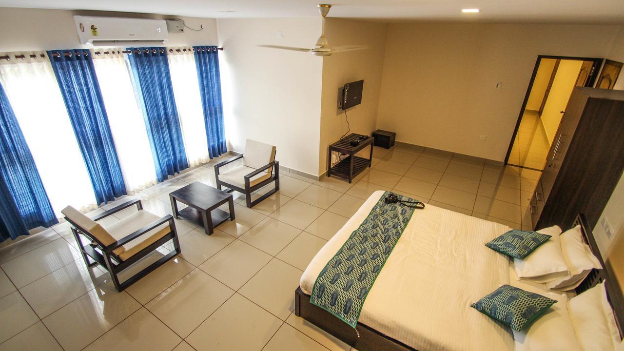 Kohinoor Hotel Alwaye Buitenkant foto
